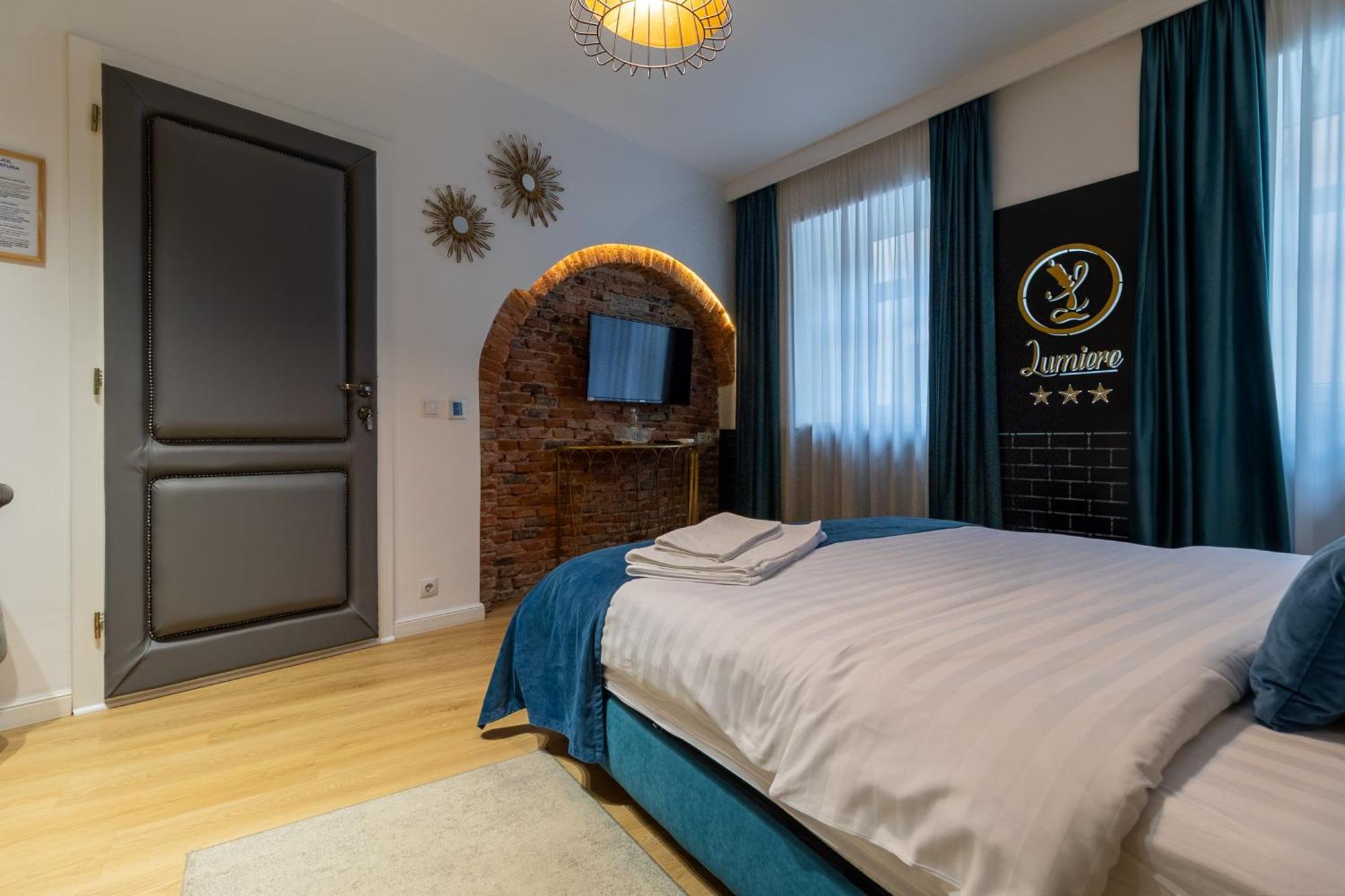 Lumiere House Sibiu Hotel ภายนอก รูปภาพ