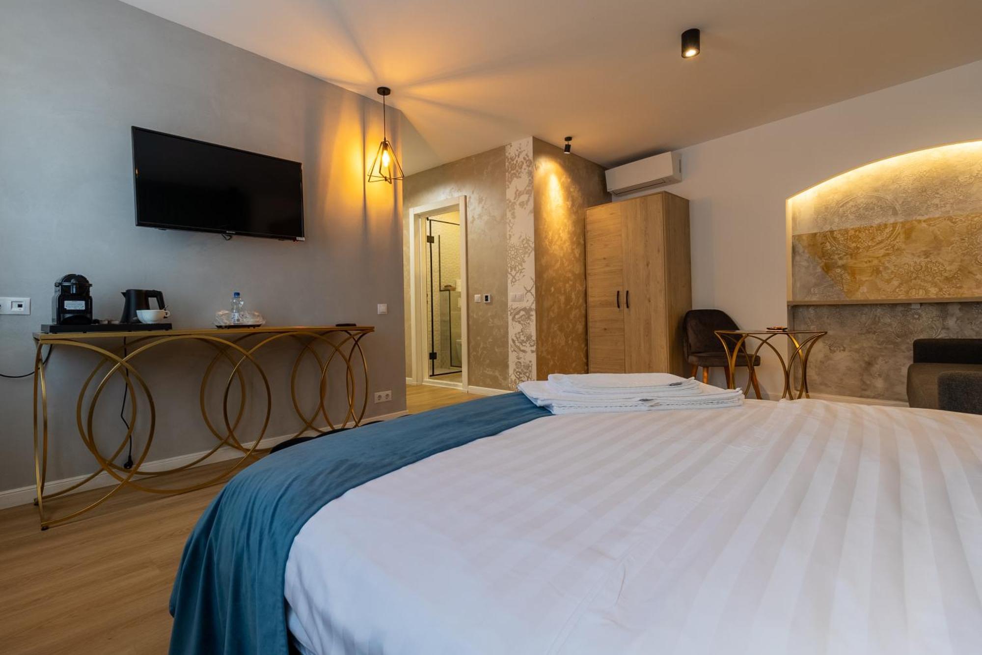 Lumiere House Sibiu Hotel ภายนอก รูปภาพ